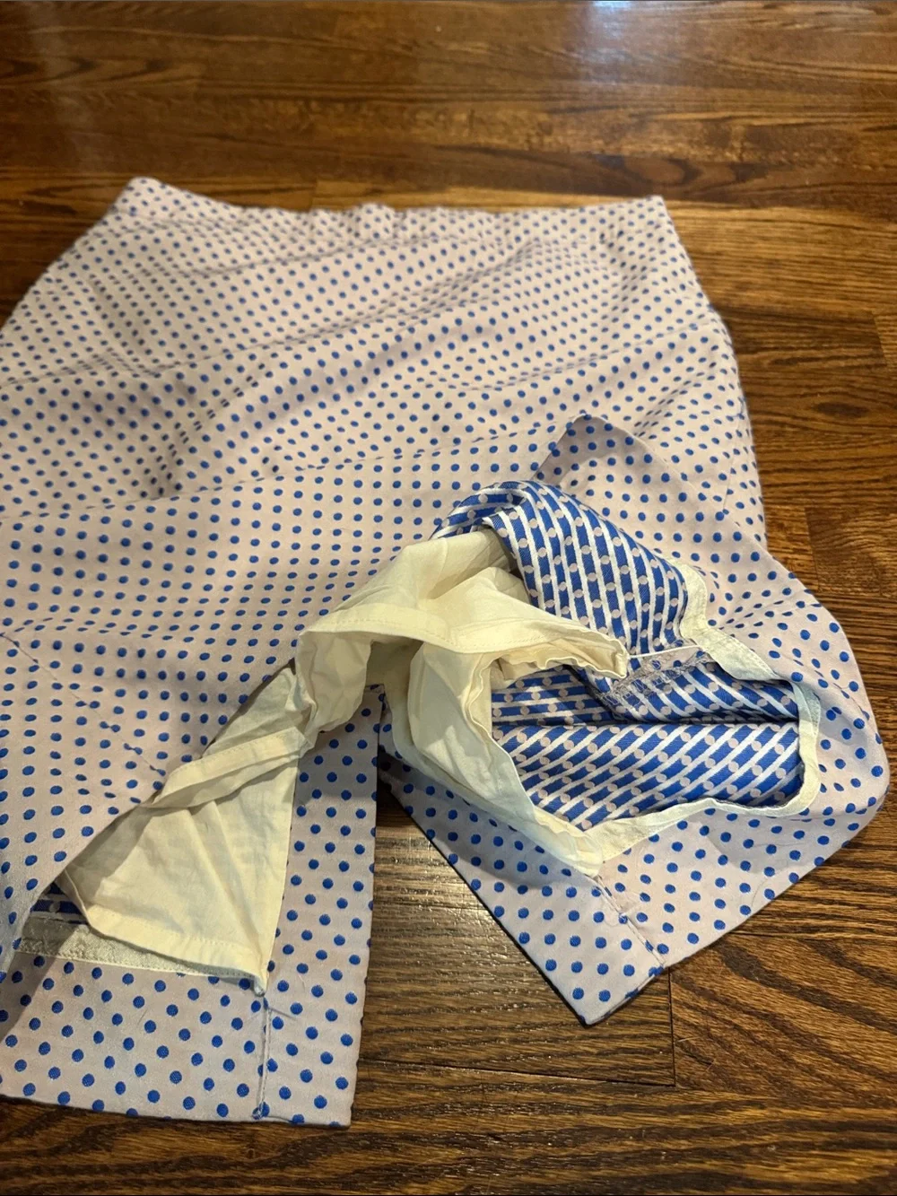 J Crew The Pencil Skirt in Size 6 Taupe with Blue Polka Dots